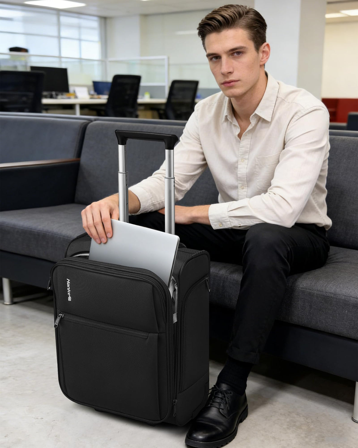17 Inch Black Underseat Carry On Luggage with Wheels N81440
