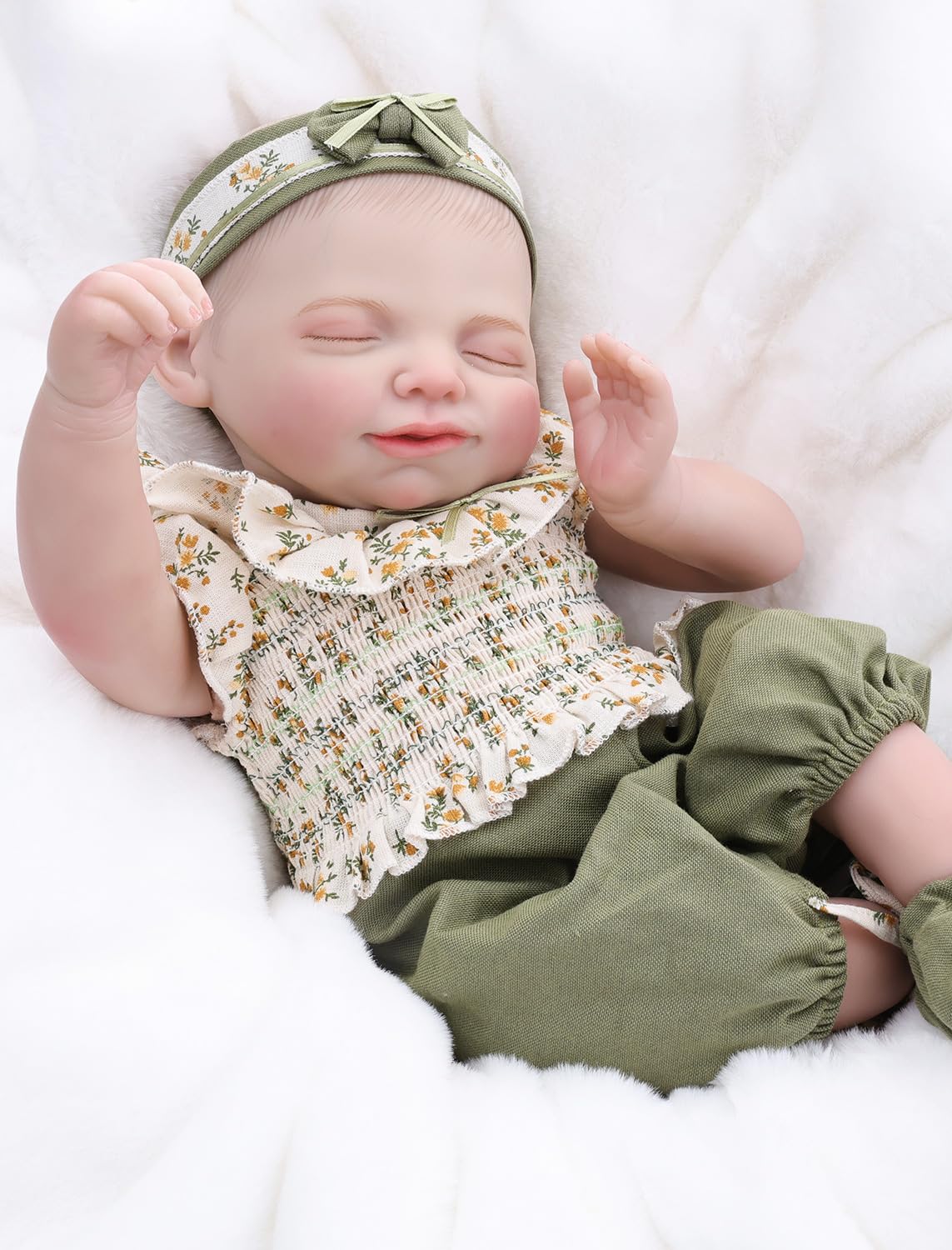 Realistic 20 Inch Baby Doll with Accessories Q418
