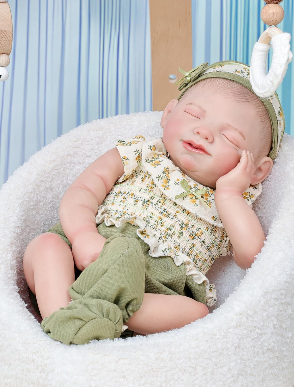 Realistic 20 Inch Baby Doll with Accessories Q418