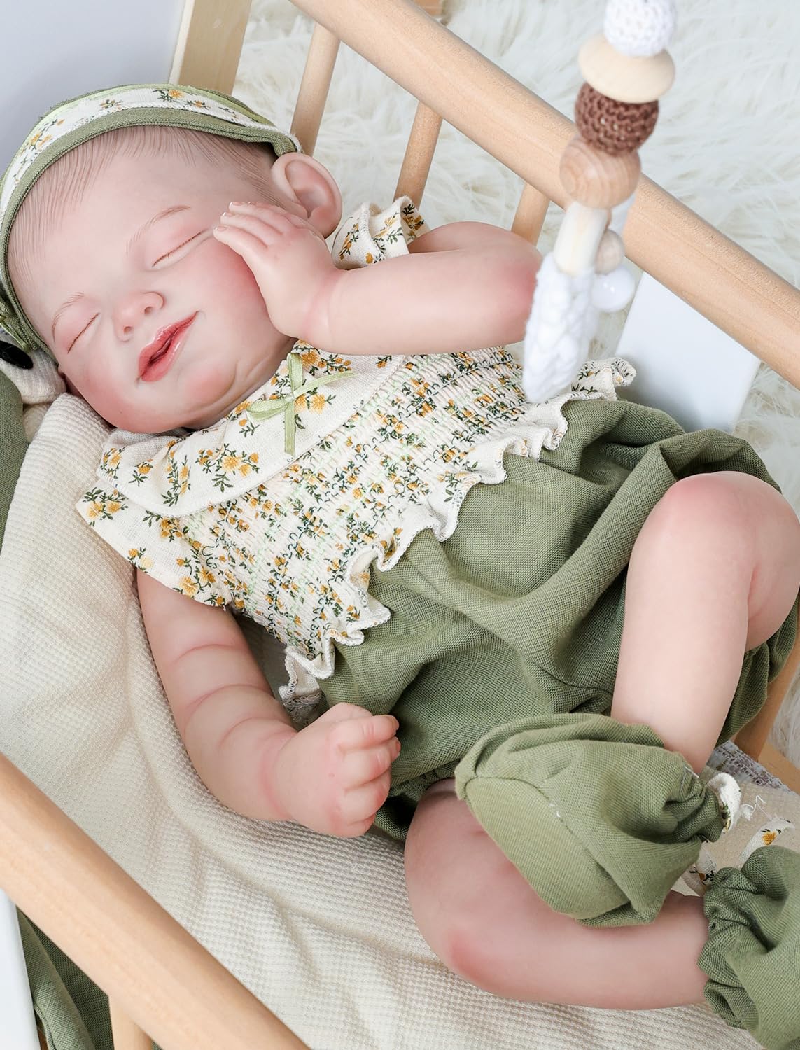 Realistic 20 Inch Baby Doll with Accessories Q418